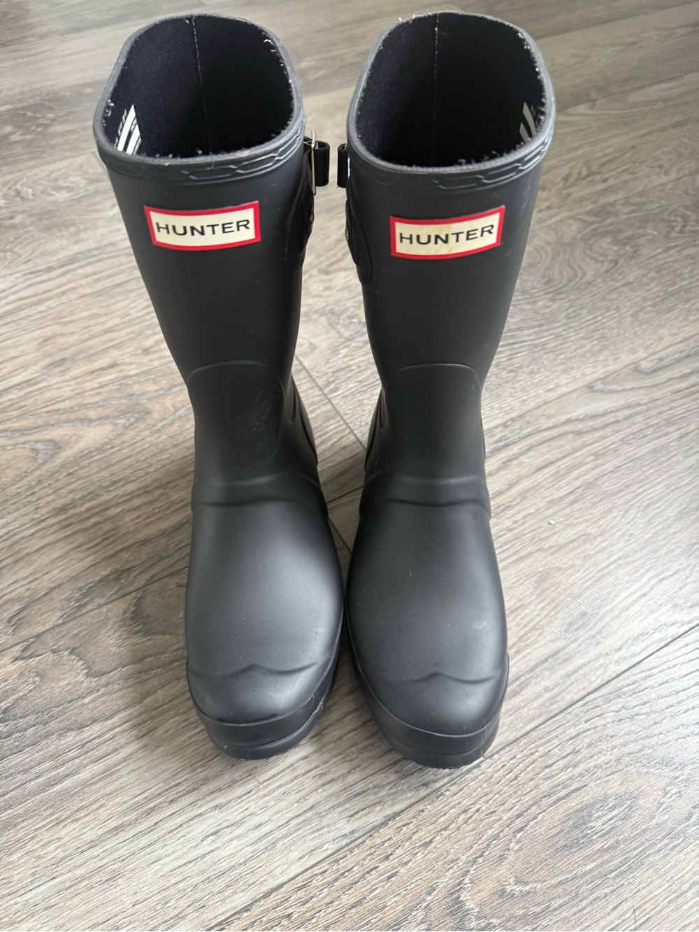 83. Hunter Original Short Black Rain Boots | Women’s US 8